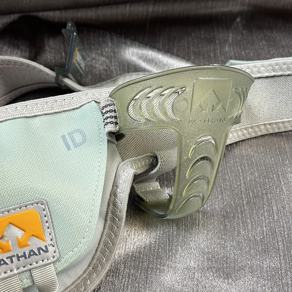 NATHAN RUNNING HYDRATION BELT Trail Mix Hydration Gray Adjustable Unisex - Picture 2 of 12